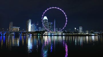 Heart-warming 4 Days 3 Nights Singapore Romantic Vacation Package